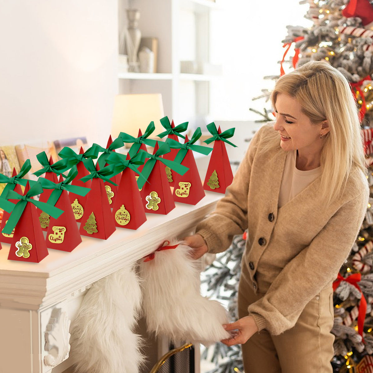 20 Packs Christmas Treat Boxes Goody Boxes