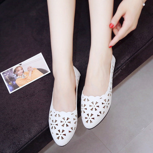 Women’s Hollow Flower Flats