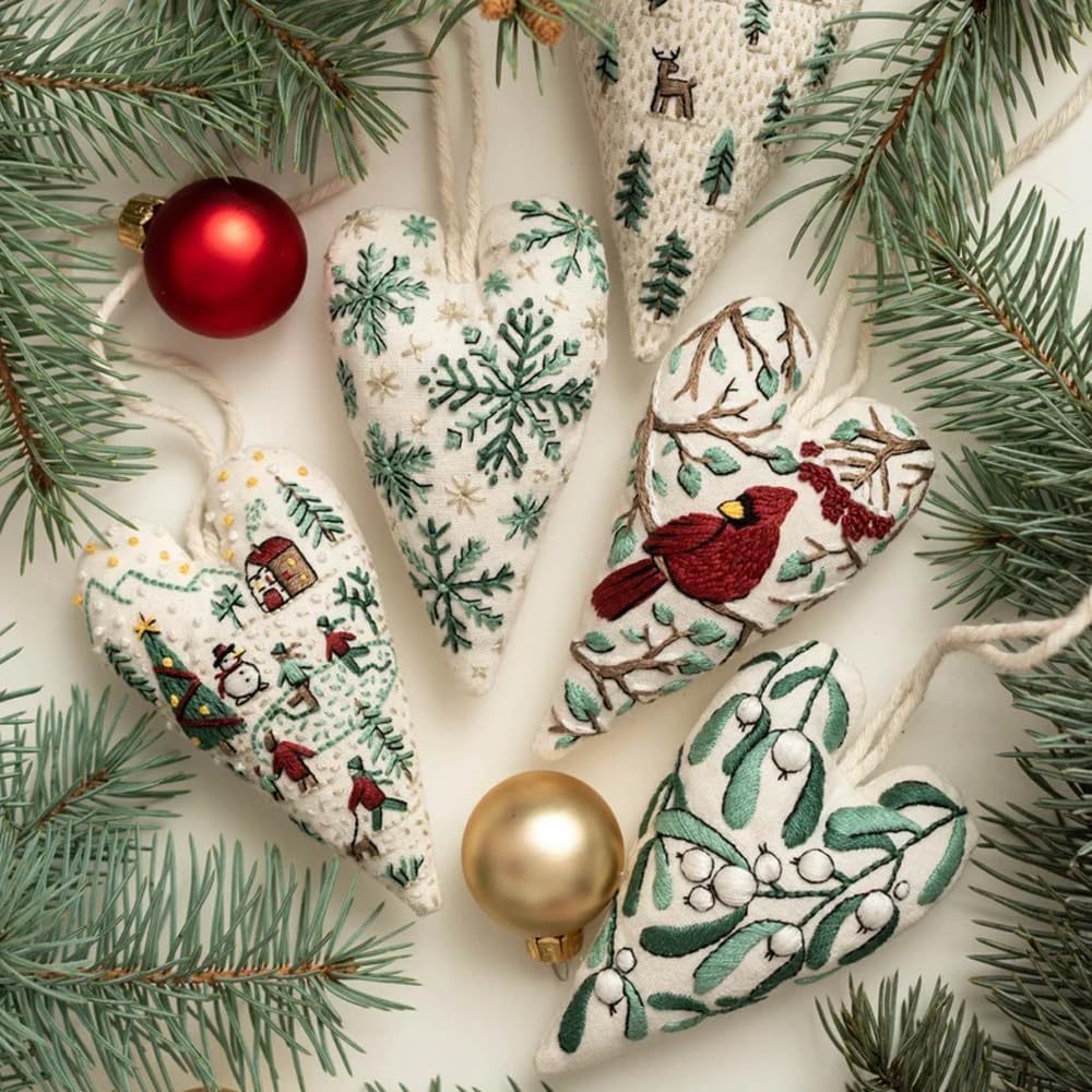 Heart-shaped Embroidery Christmas Decorative Pendant