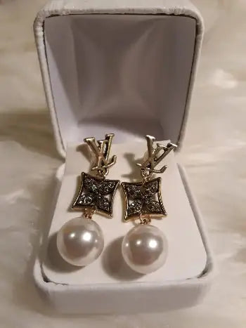 Pearl Earrings